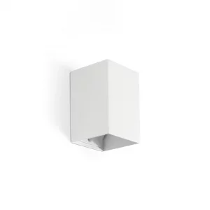 Белый квадратный настенный светильник 1xGU10 LUNE 6.5X8X10 CM