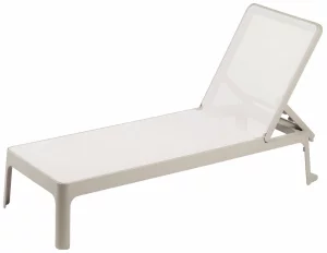 Шезлонг-лежак пластиковый Plano 71X211X36 CM