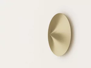 Настенный светильник Hat латунный 40X14X40 CM