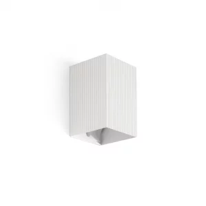 Квадратный настенный светильник с рифлением 1xGU10 LUNE 8X6.5X10 CM