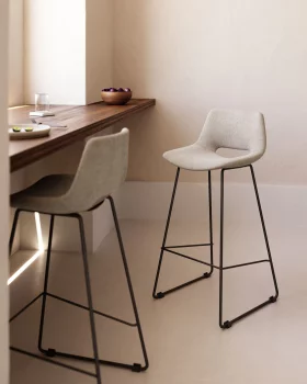 Стул Zahara бежевый на металлическом каркасе с черным покрытием 47X50X89 CM