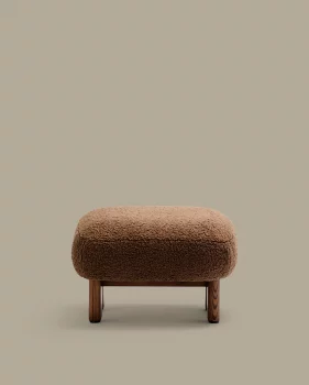Пуф Nema из букле тауп с ножками из массива ясеня в отделке под орех 65X55.4 CM