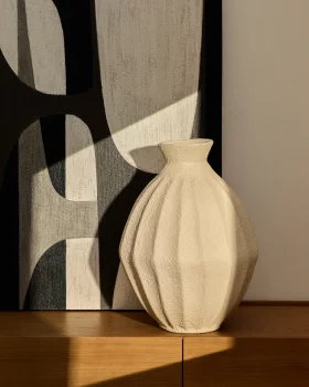 Бежевая ваза из папье-маше Arquena 32X32X46.5 CM