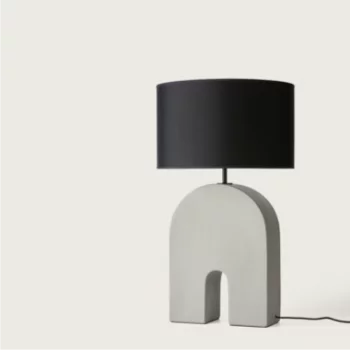 Настольная лампа Home черный металл и черный абажур 64X40 CM