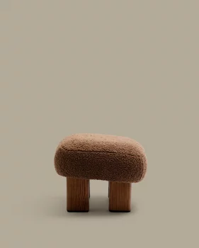 Пуф Nema из букле тауп с ножками из массива ясеня в отделке под орех 65X55.4 CM