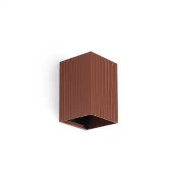 Квадратный настенный светильник с рифлением LUNE 10X8X6.5 CM