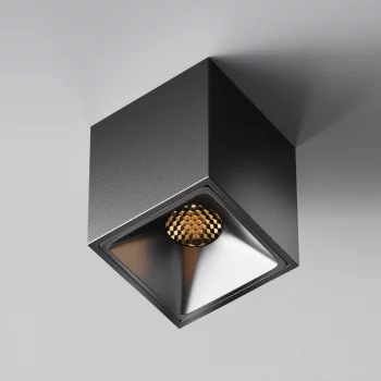Накладной точечный светильник Alfa 6X6X7.5 CM
