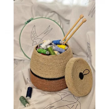 Декоративная корзина с крышкой Colored lines 20X19 CM