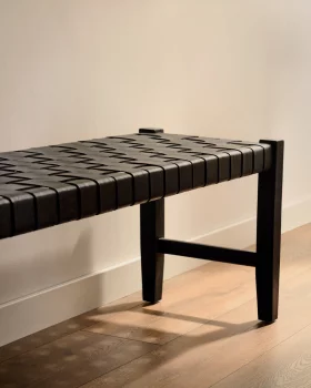Скамья Calixta из кожи и массива красного дерева с черной отделкой 120X40X47 CM