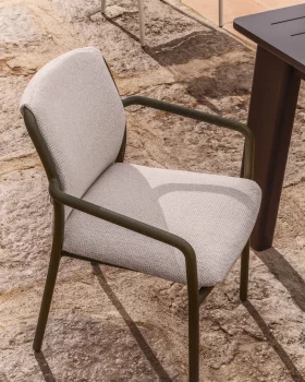 Садовый штабелируемый стул Linosa с бежевой подушкой 56X61X80 CM