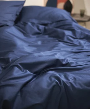 Комплект постельного белья из сатина Essential 150X200 CM тёмно-синего цвета