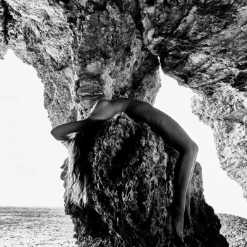Постер Philippe Vogelenzang - Surrender 104X124 CM