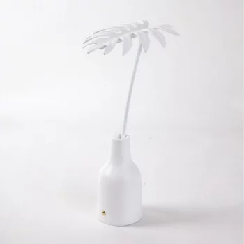Настольная лампа Leaf Light Stellou