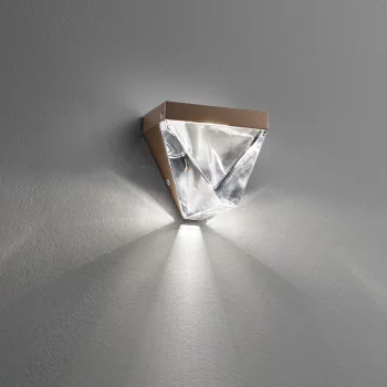 Настенный светильник Tripla