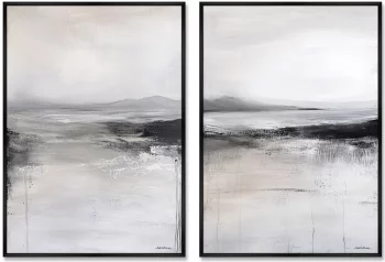 Набор из двух постеров на холсте The icy deserts of the Far North 75X105 / 75X105 CM