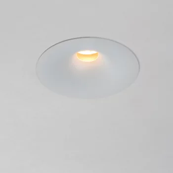 Встраиваемый точечный светильник Spira 074236 8X8 CM