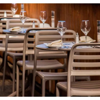 Стул пластиковый Costa Bistrot 49X54X83 CM