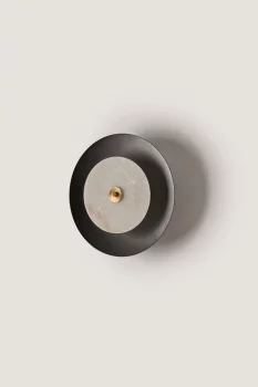 Настенный светильник Coss из алебастра черный 40X12X40 CM