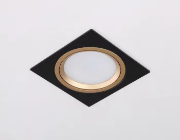 Встраиваемый точечный светильник Techno Spot 12X12X2 CM