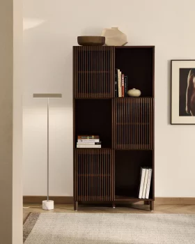 Стеллаж Beyla из шпона ясеня и массива ясеня с отделкой под орех 84.5X42.5X170 CM