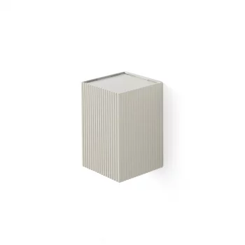 Квадратный настенный светильник LUNE с рифлением 1xGU10 10X8X6.5 CM