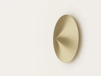 Настенный светильник Hat латунный 40X14X40 CM