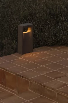 Уличный маяк GLINT 400 цементно-серый LED 6W 3000K 20X10X40 CM