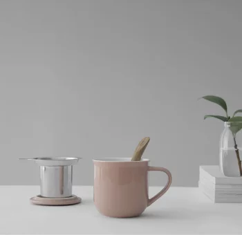 Чайная кружка с ситечком Minima 350 ml