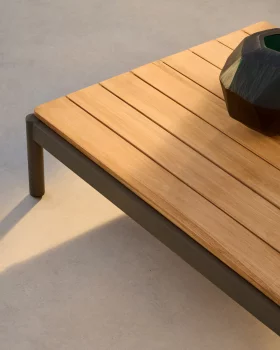 Садовый журнальный столик Sorells из зелёного алюминия и тика 89X91 CM