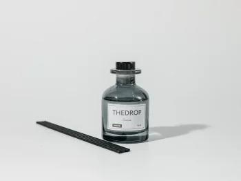 Диффузор THEDROP 100 мл 5.7X5.7X20 CM