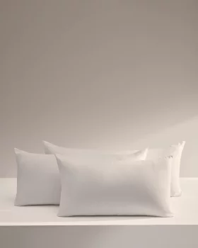 Микрофибровая подушка Nyla 70X40X15 CM