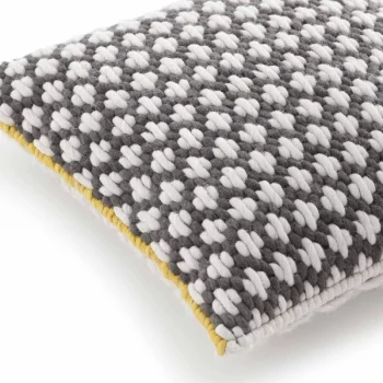 Декоративная подушка Silai Cushion 50X50 CM чёрно-белая