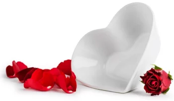 Блюдо Heart 16X14X5 CM