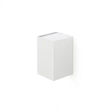Квадратный настенный светильник с рифлением 1xGU10 LUNE 8X6.5X10 CM