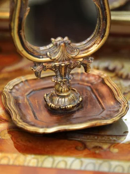 Настольное зеркало с подставкой под старину 15X15X27 CM