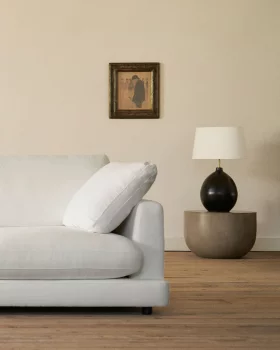 Шестиместный белый шенилловый диван Gala 390X105X87 CM