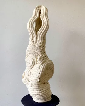 Domain 104X36X29 CM