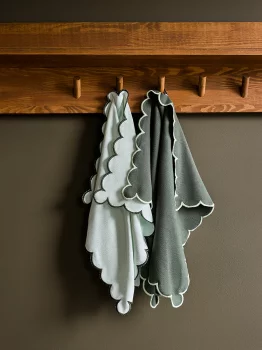 Набор кухонных полотенец с контрастным кантом зеленого цвета из коллекции trendy ruffles, 50х70 см