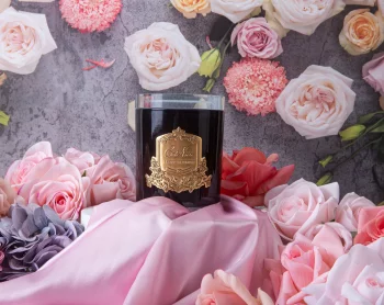Ароматическая свеча Petale de Rose 100 часов горения