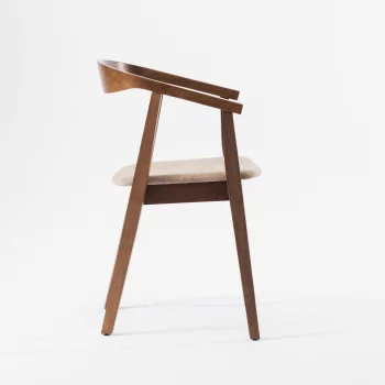 Стул Джон бежево-коричневая ткань ножки орех 56X47X77 CM