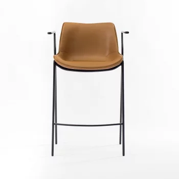 Стул Эссен полубарный светло-коричневая экокожа черные ножки 56X55.5X90 CM
