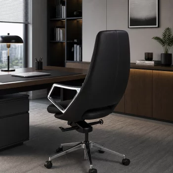 Офисное поворотное кресло из экокожи Raimundo 57X68X113 CM