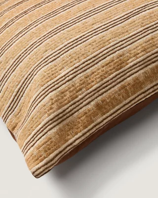 Наволочка для декоративной подушки Tavina с коричневой вышивкой 50X50 CM 5