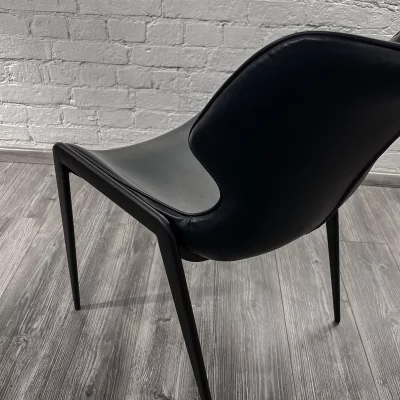Стул Найроби черная экокожа черные ножки 53X63,5X82 CM 14
