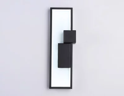 Настенный декоративный светильник Comfort 5