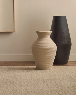Белая декоративная ваза Pria 32X32X51 CM 4