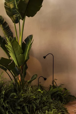 Уличный маяк на штыке LILY 300 черный LED 3W 2700K 30X8.5X25 CM 4