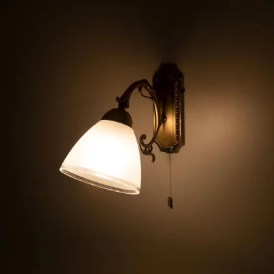 Бра Латур 15