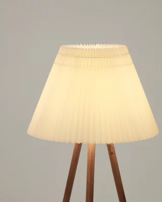 Напольный светильник Benicarlo из массива каучукового дерева с естественной бежевой отделкой 62X62X149 CM 4