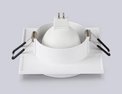 Встраиваемый светильник Techno Spot 9X9X4 CM 5